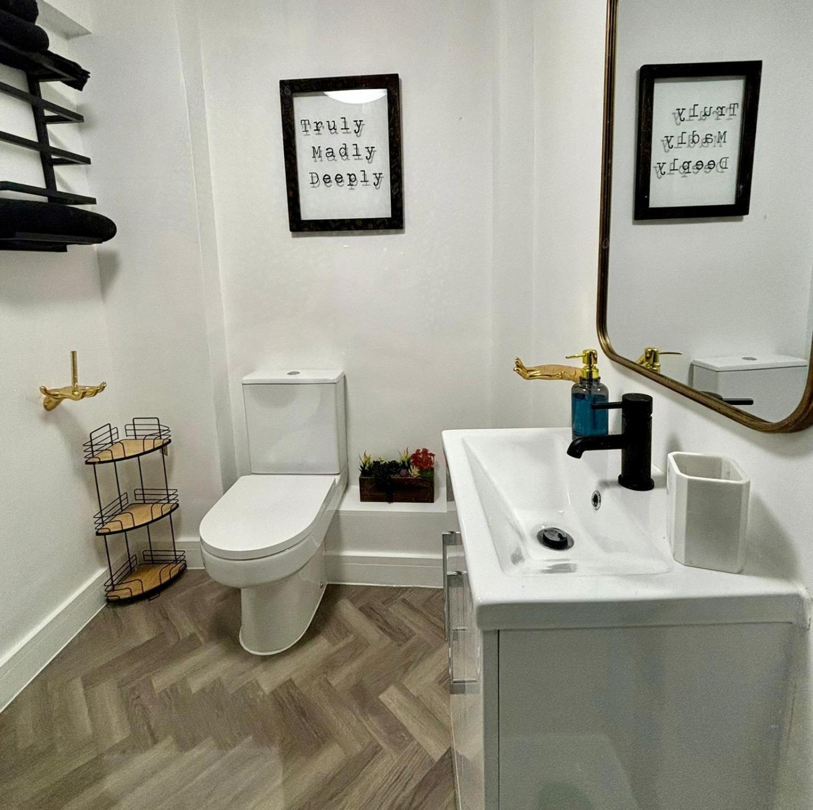 Stylish And Chic Seaside Apartment Southend-on-Sea Eksteriør billede