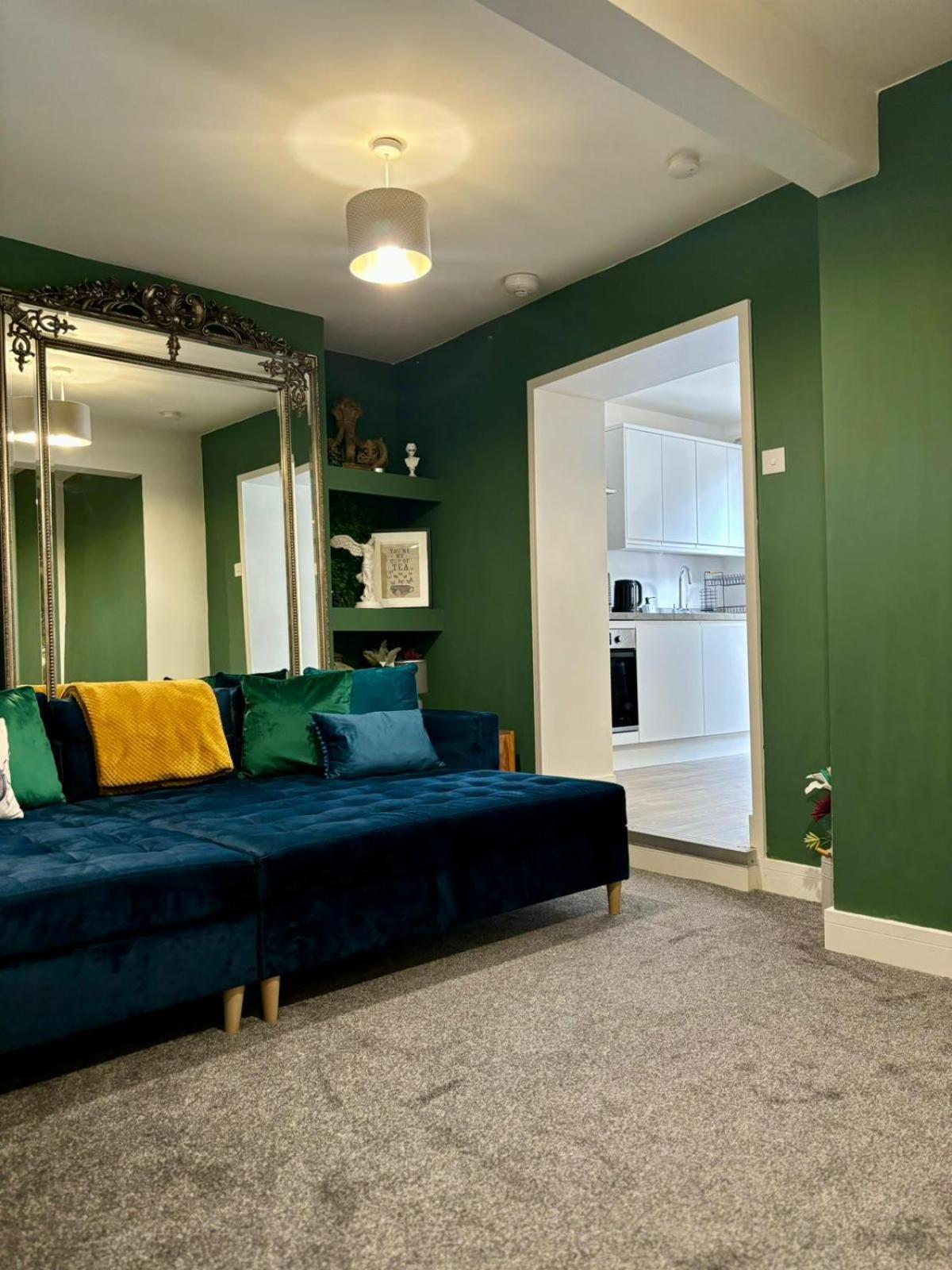 Stylish And Chic Seaside Apartment Southend-on-Sea Eksteriør billede